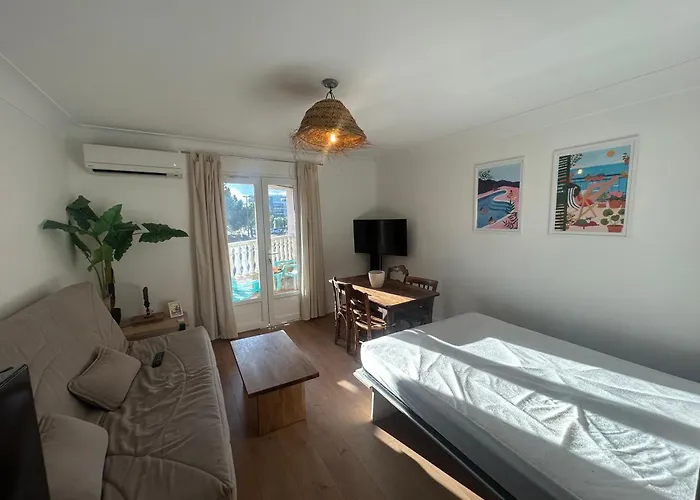 Superbe Studio Port Frejus 2 - 800M De La Plage